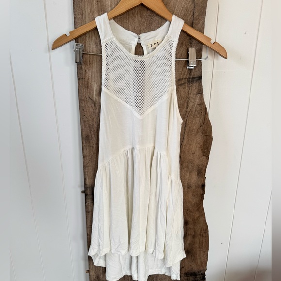 POL Tops - POL White babydoll Sleeveless Mesh Top With High-Low Hem SZ S